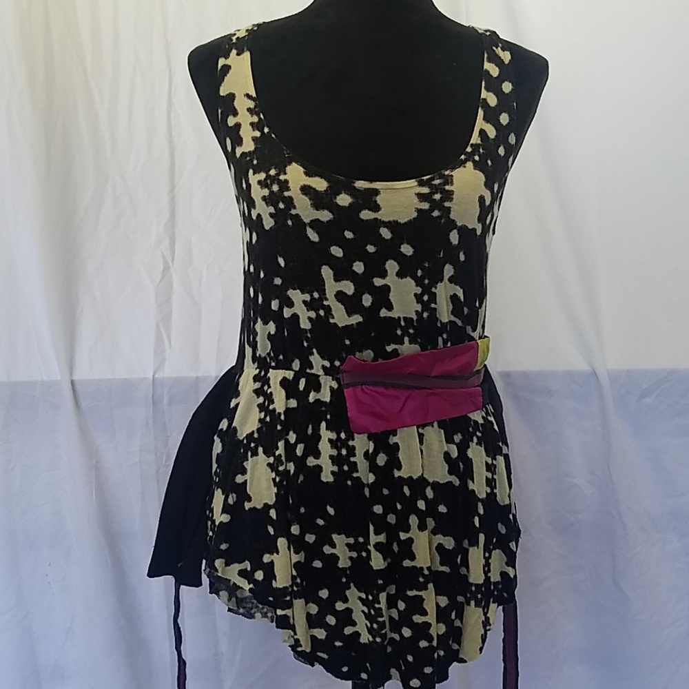 A common thread top